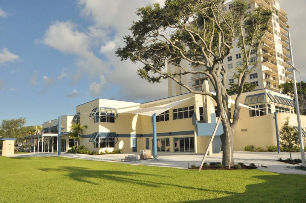 Zubatkin Palm Beach day Academy – Science Classroom